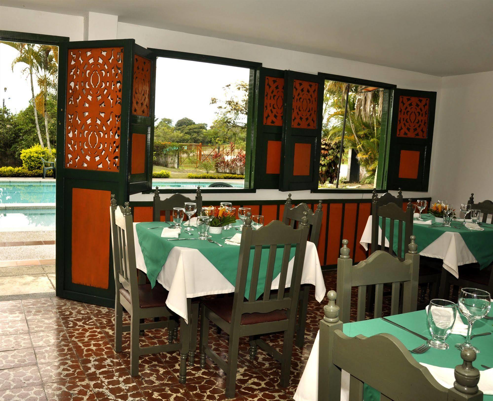 Hotel Campestre La Floresta Puerto Espejo Екстериор снимка